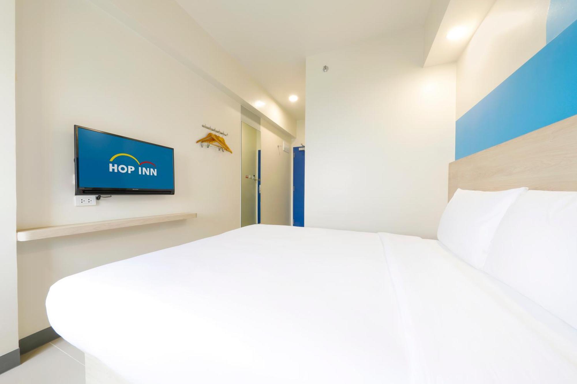 Hop Inn Hotel Iloilo Buitenkant foto